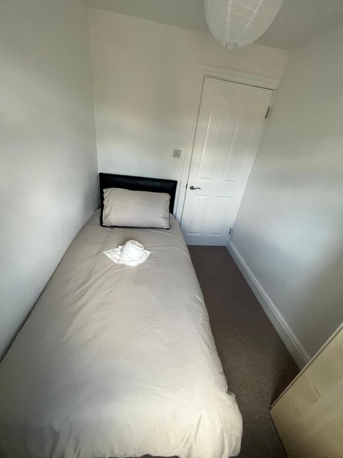 City Reach Retreat Spacious 4Bed House Startford Maryland Great Transport Links Londra Exterior foto